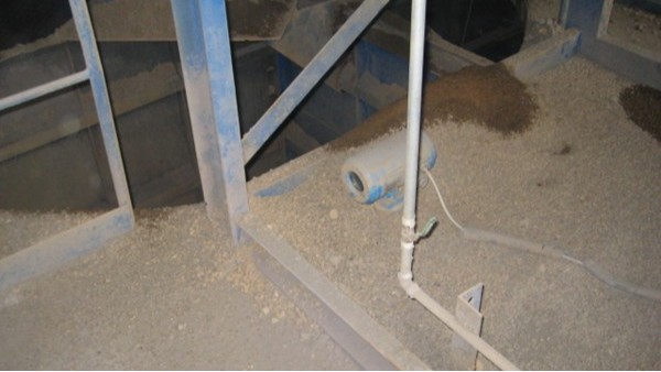 雷達(dá)料位計如何解決物料存在安息角的問題